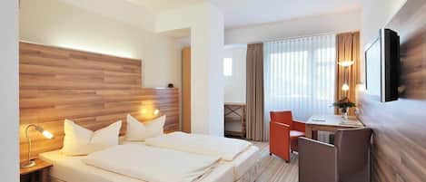Deluxe Double Room, Balcony | Premium bedding, desk, blackout drapes, soundproofing