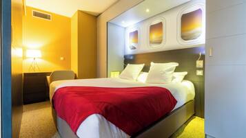 TWO-BEDROOM APARTMENT | Premium bedding, in-room safe, individually furnished, desk