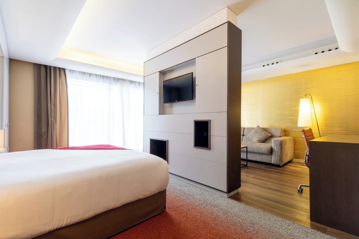 STUDIO CONFORT | Premium bedding, in-room safe, desk, laptop workspace