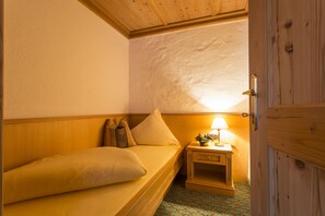Deluxe Double Room | Hypo-allergenic bedding, down comforters, minibar, in-room safe