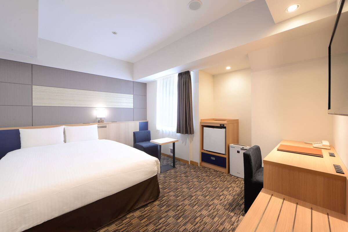 In-room safe, soundproofing, iron/ironing board (on request)