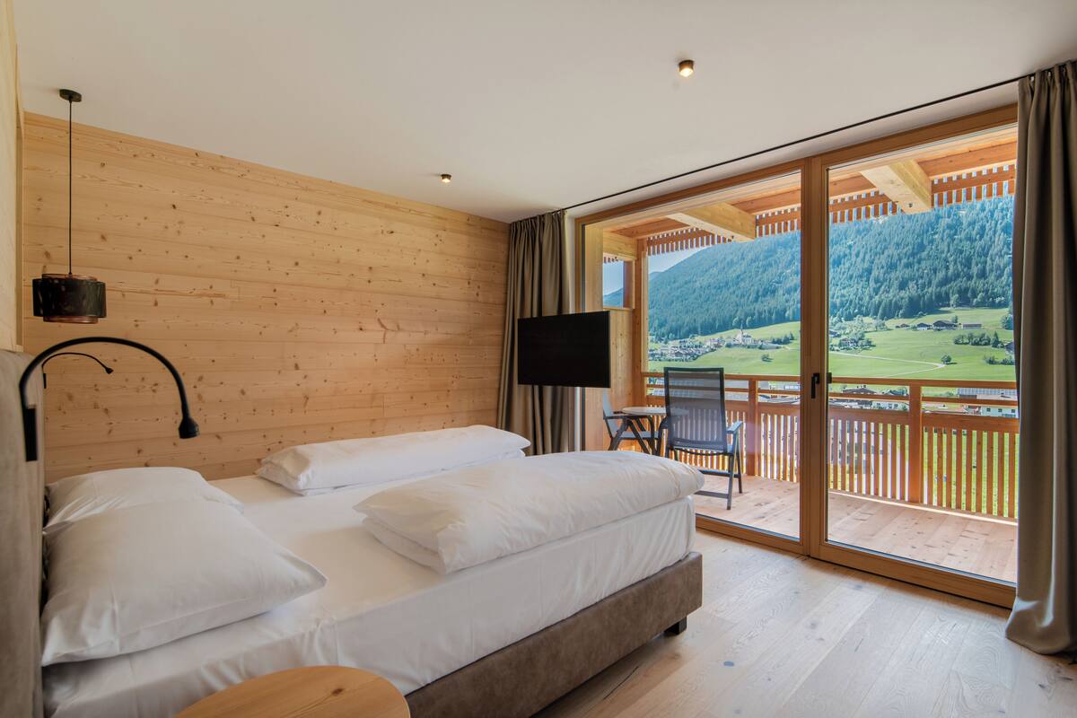 ห้องเบสิกดับเบิล, 1 ห้องนอน | 1 ห้องนอน, ผ้าปูที่นอน Frette จากอิตาลี, เครื่องนอนระดับพรีเมียม