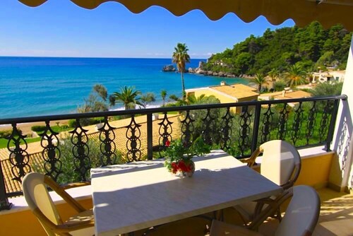 Glyfada Beach - Menigos Resort