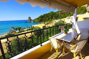 Comfort Apartment, 2 Bedrooms, Sea View | 1 bedroom, Egyptian cotton sheets, in-room safe, individually decorated - Glyfada Beach - Menigos Resort (Corfu)