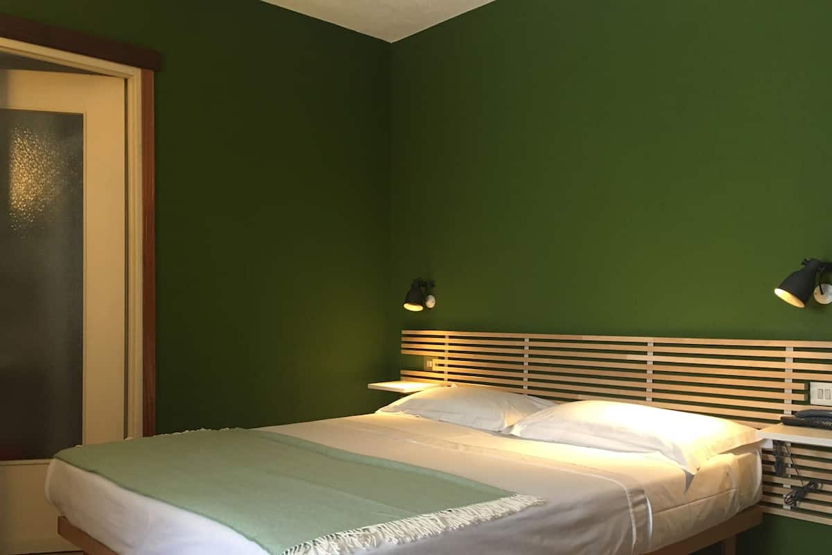 Chambre Économique Double ou avec lits jumeaux