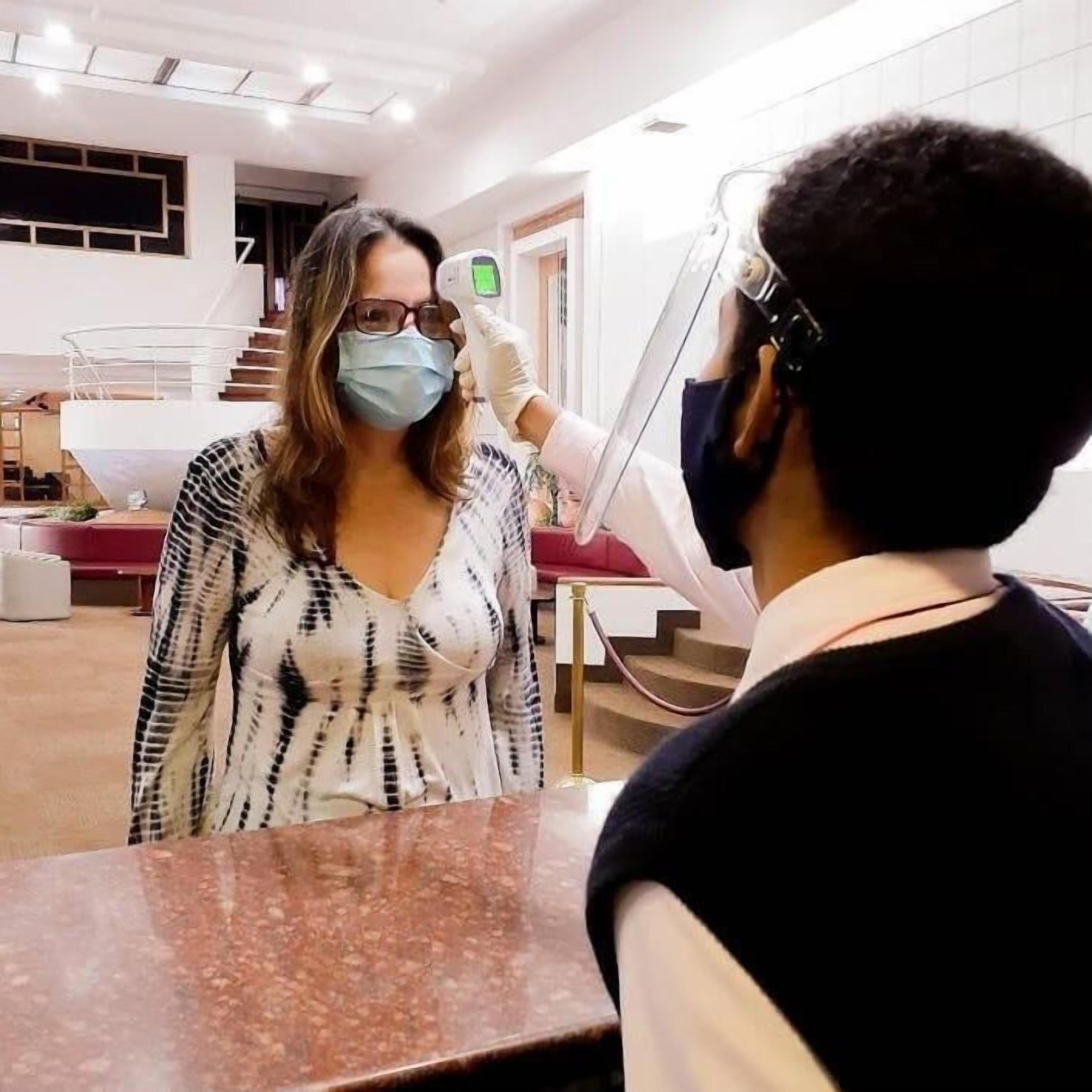 Photo - Hotel Cristina Suites