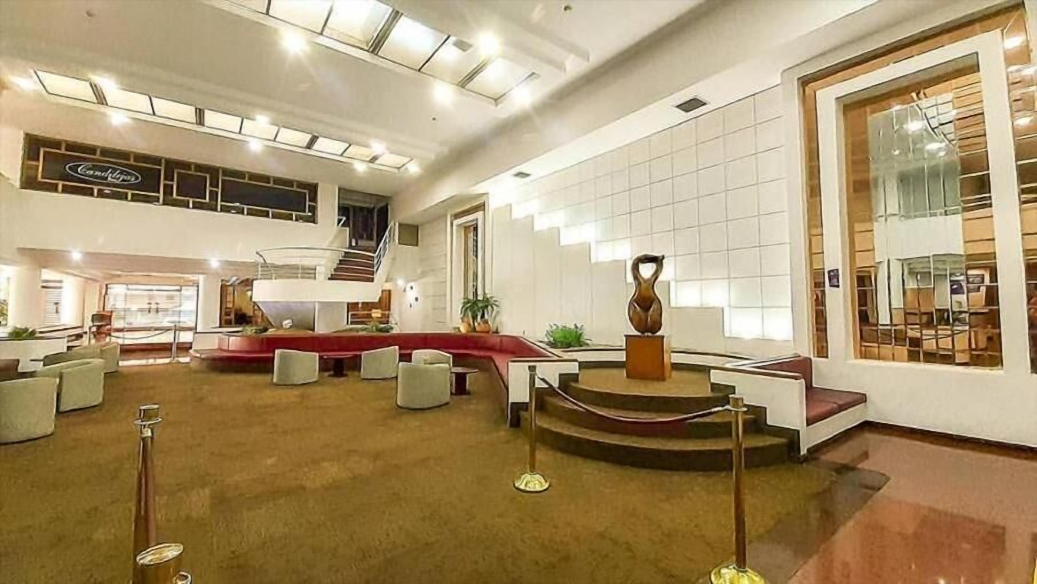 Photo - Hotel Cristina Suites