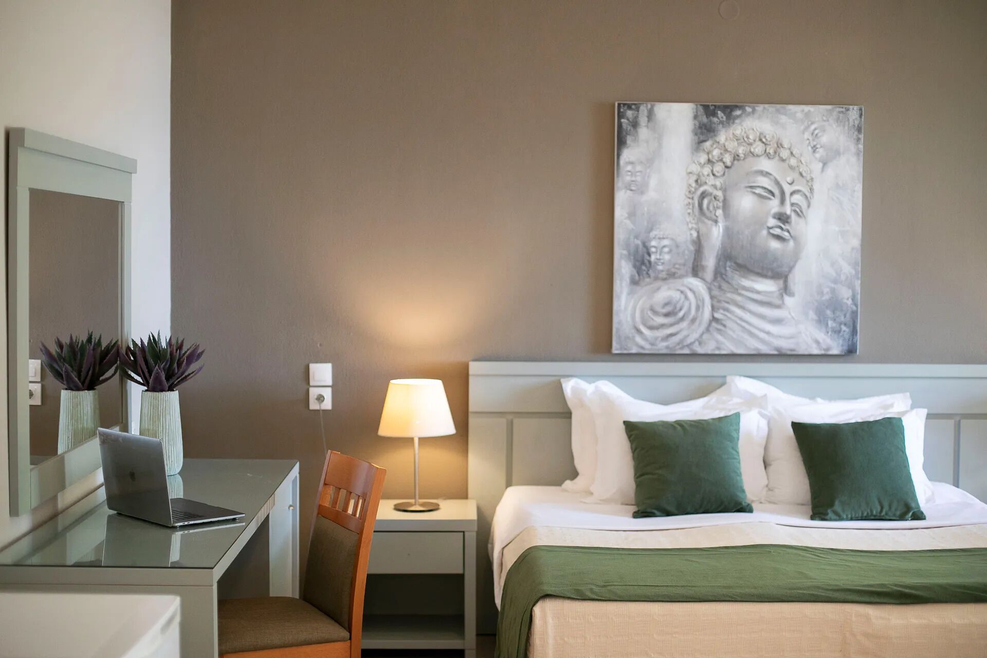 suite | in-room safe, desk, blackout curtains, soundproofing