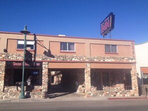Front of property - The Iron Horse Inn (Cottonwood)