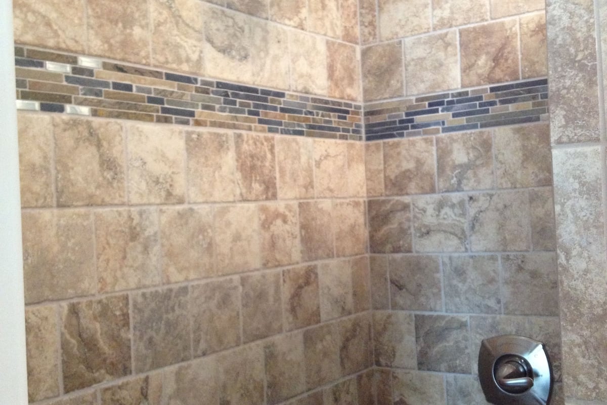 room, 1 queen bed | bathroom shower