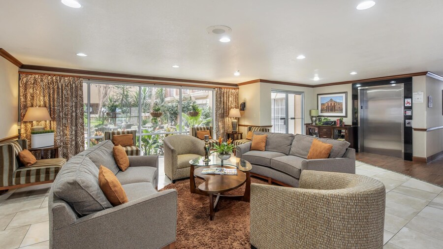 Best Western Plus Atrium Inn