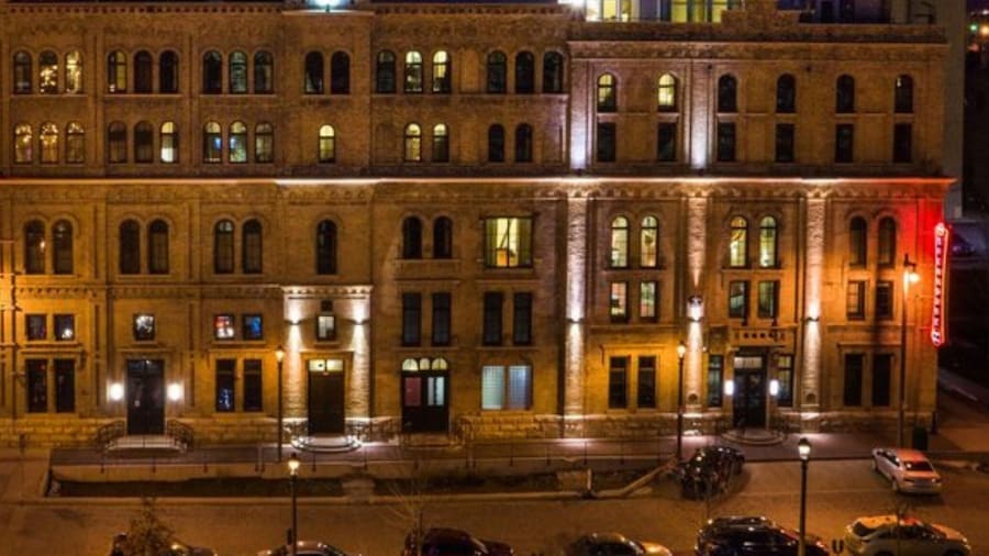 The Brewhouse Inn & Suites