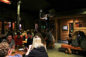 Bar (på overnatningsstedet)