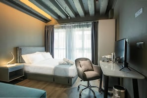 Bureau, Wi-Fi gratuit, draps fournis