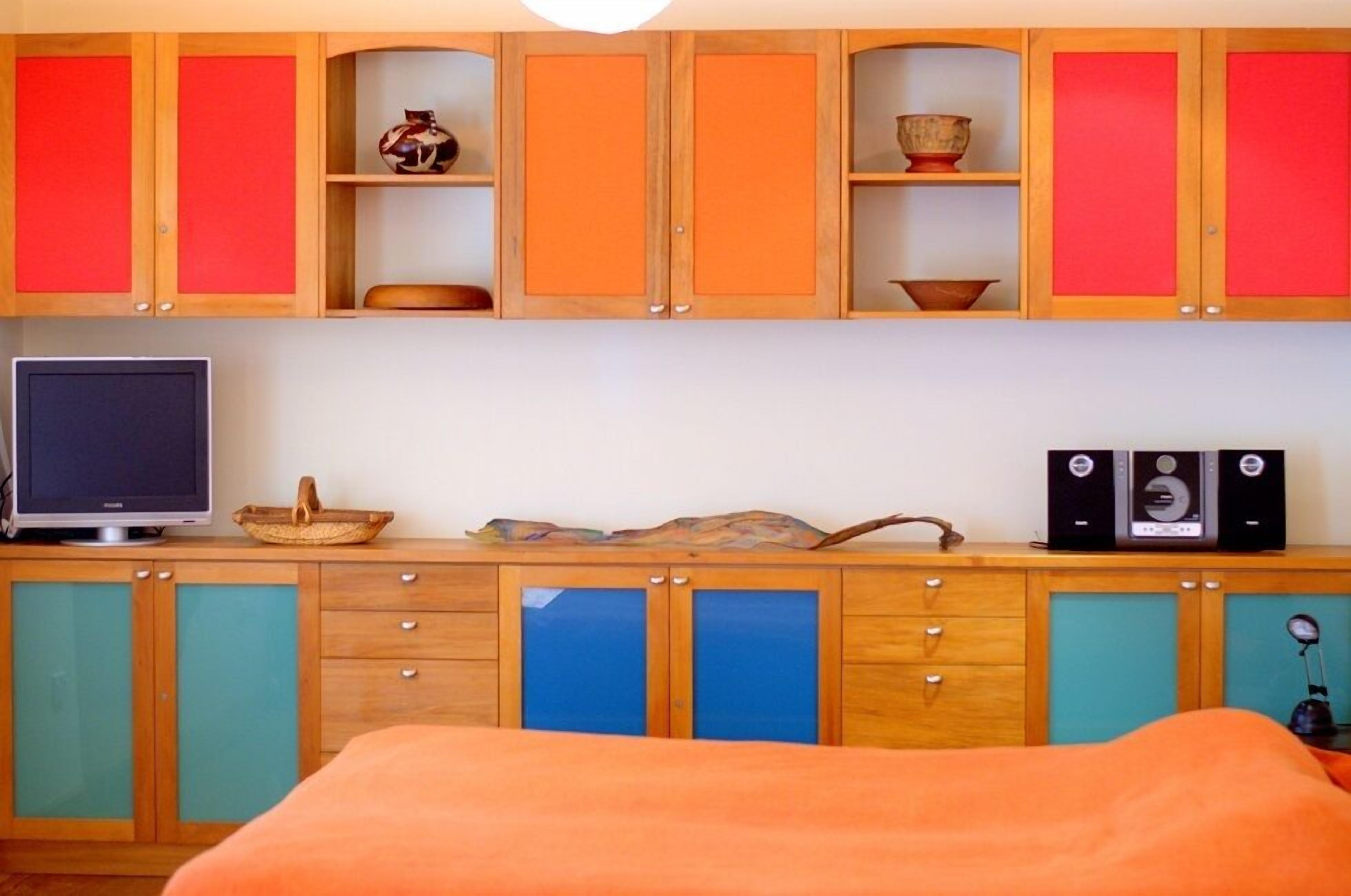 the villa studio - with garden view | private kitchen | fridge, coffee/tea maker, electric kettle