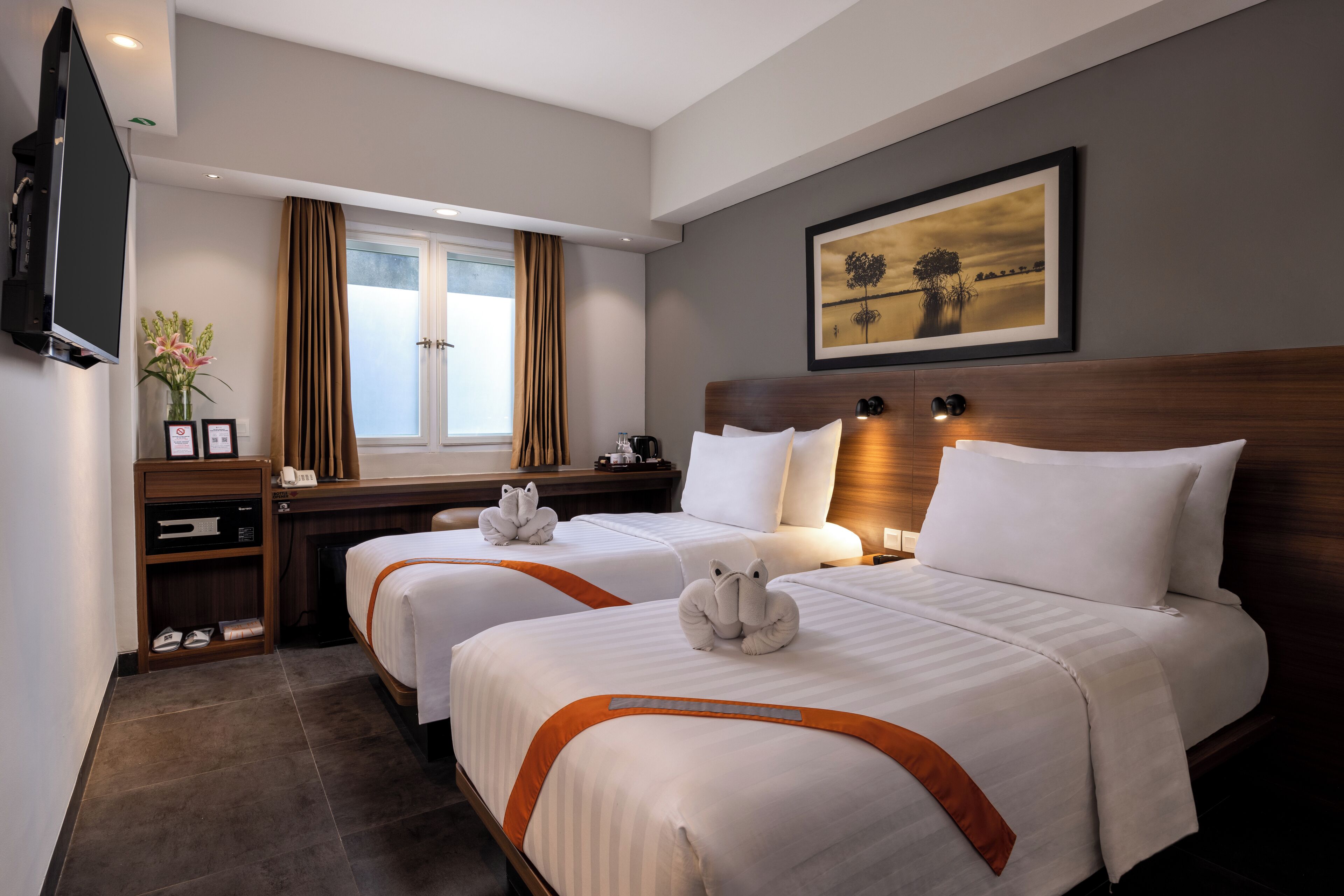 superior room | city view