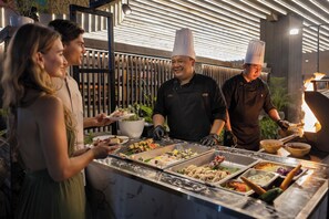 Front of property - J4 Hotels Legian (Kuta)