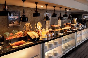 Daily buffet breakfast (IDR 150000 per person)