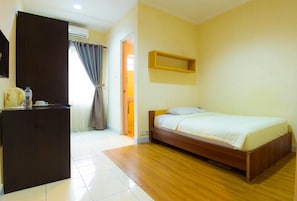 Habitación individual estándar | Escritorio, camas extra y wifi gratis 