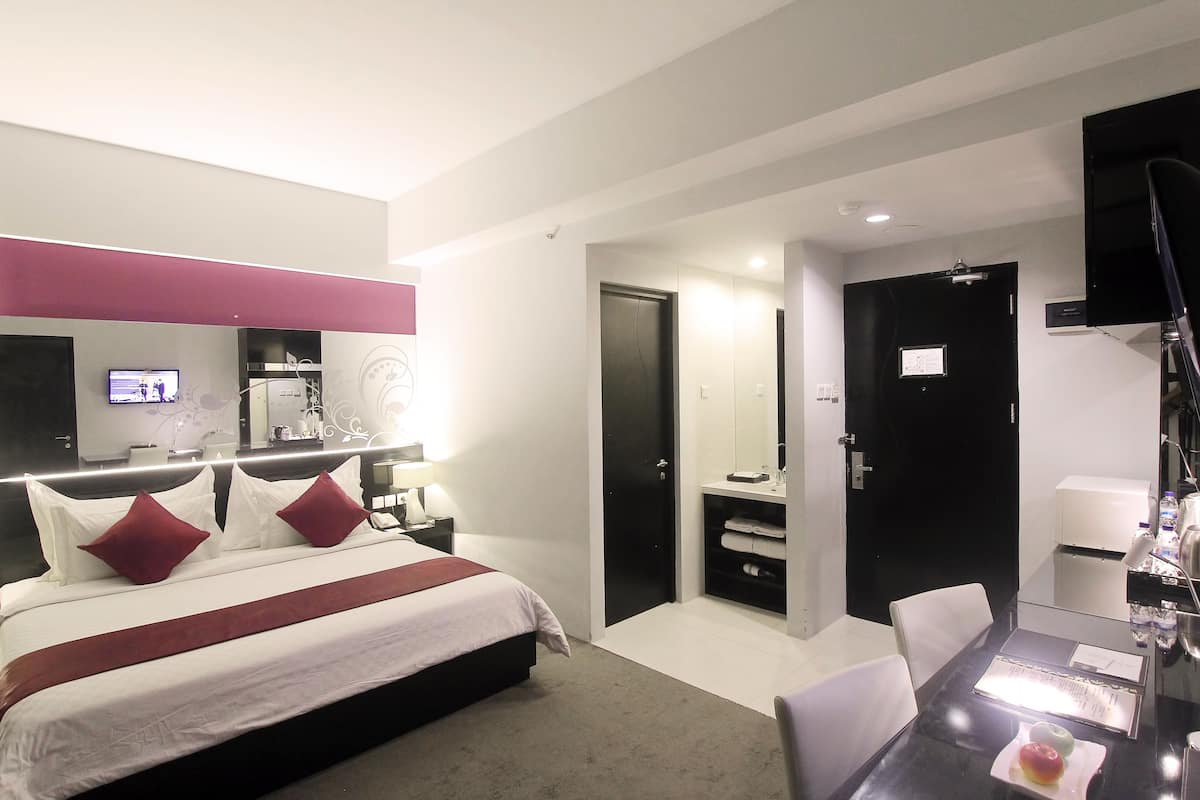 Ropa de cama de alta calidad y artículos del minibar gratis