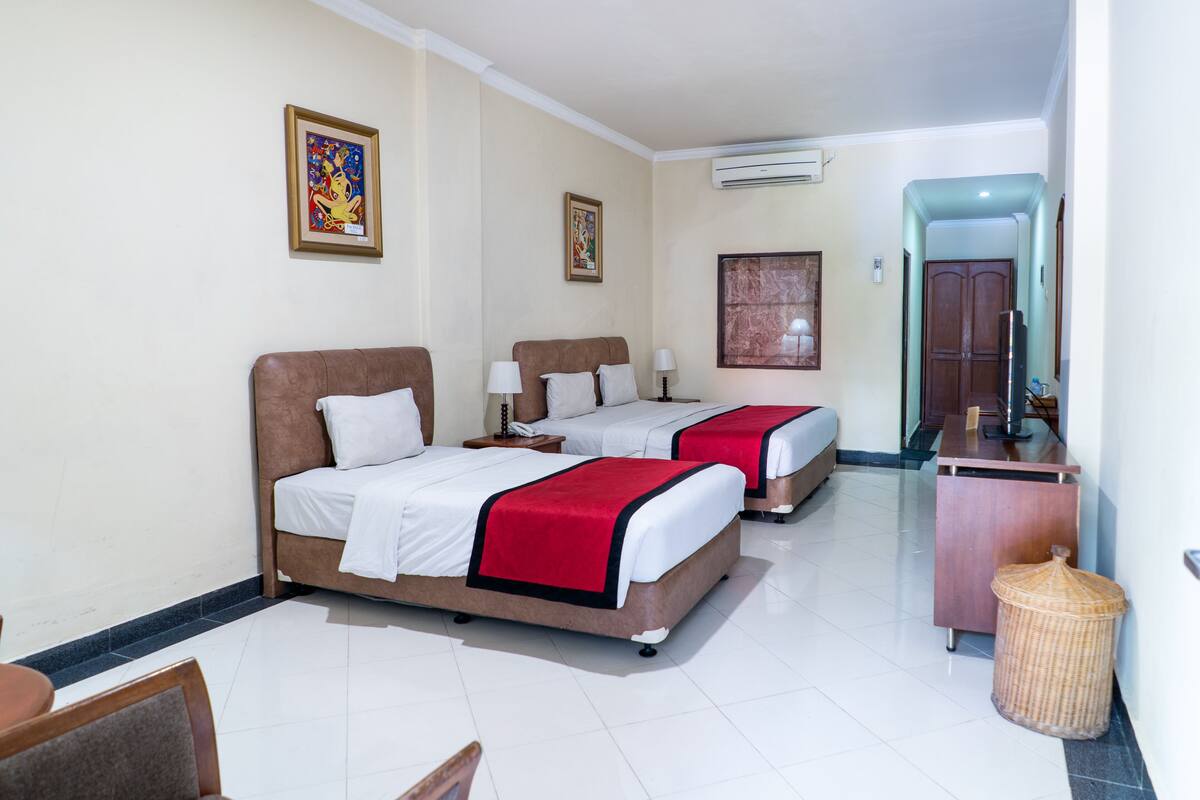 Family Room (Family Room  3) | Minibar, in-room safe, WiFi (free)