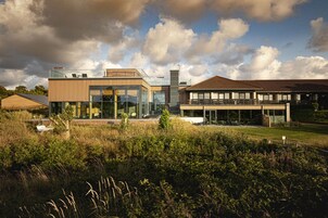 Bañera de hidromasaje exterior