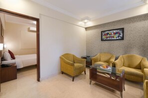 Suite, 1 Queen Bed | Premium bedding, in-room safe, desk, laptop workspace - 7 Apple Hotel Pimpri Pune (Pune)