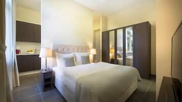 1 bedroom, minibar, in-room safe, desk