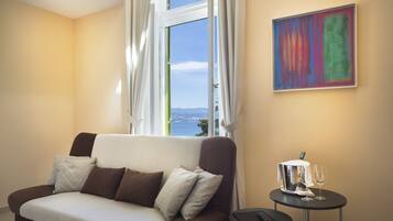 Two-storey studio apartment, sea view (for 4 persons) | Beach/ocean view