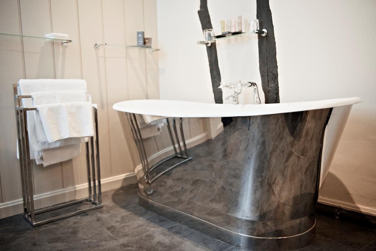 Doppia Superior | Bagno | Set di cortesia gratuito, asciugacapelli, asciugamani, sapone