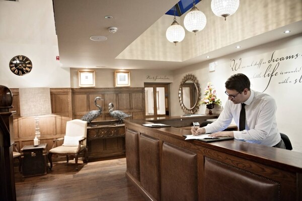 The White Swan Hotel - Stratford-upon-Avon