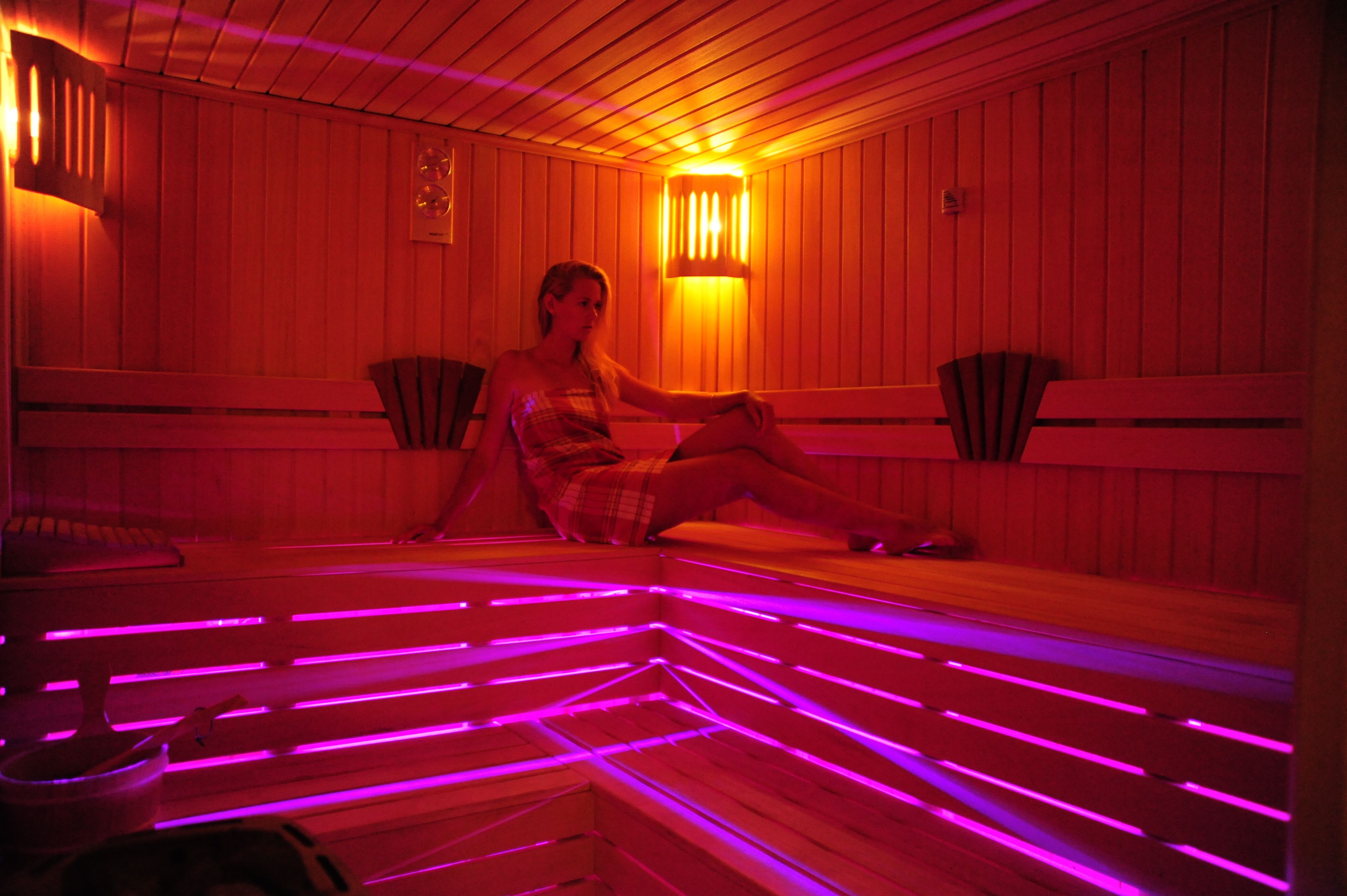 couples treatment room(s)