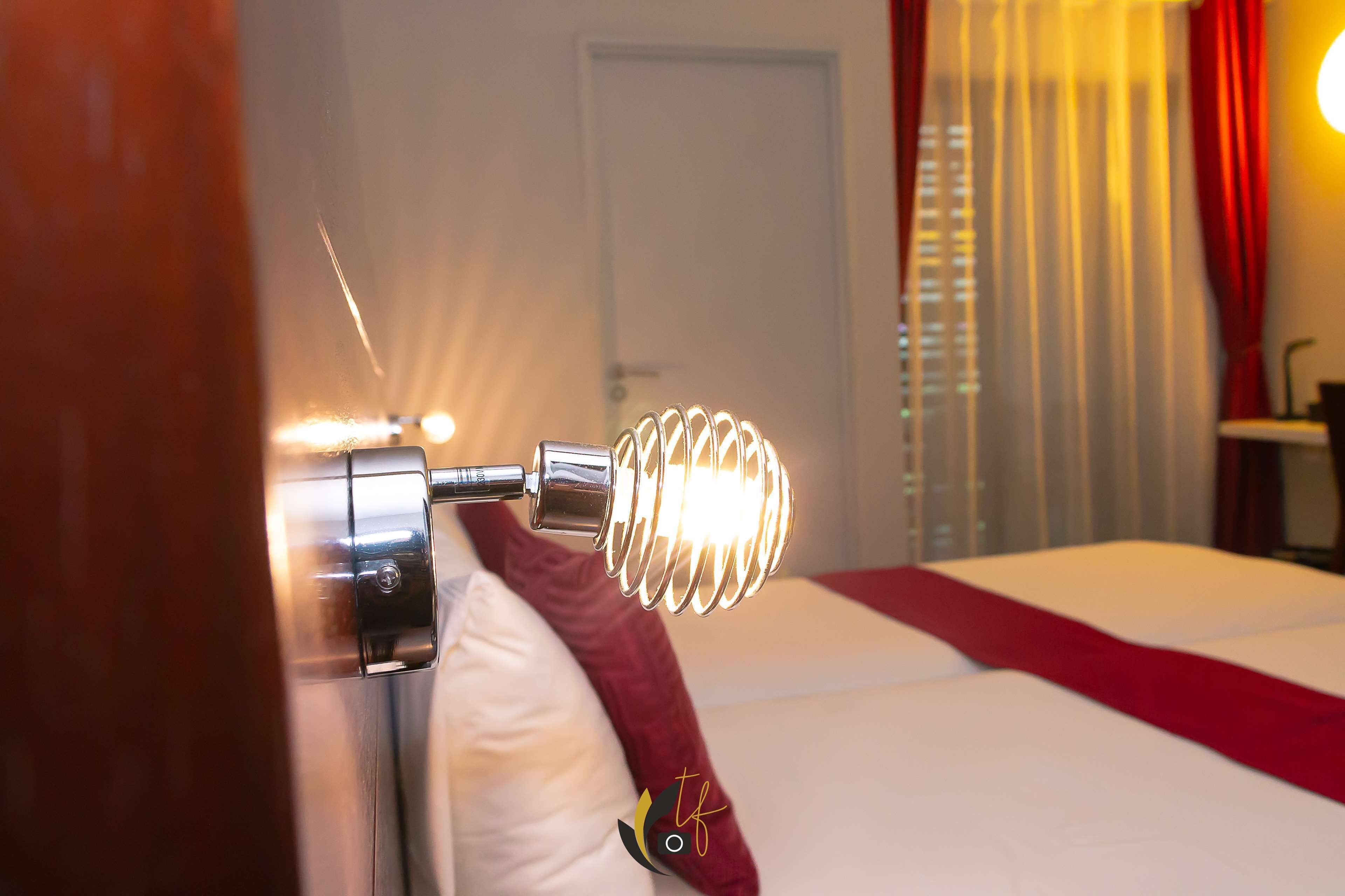 standard room, 2 single beds, balcony (17sqm, free wifi) | minibar, in-room safe, individually furnished, laptop workspace