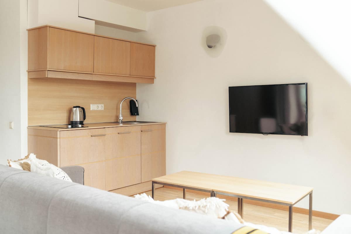 Studiosuite – standard (morning SPA access included) | Minibar, safe på rommet, lydisolert og strykejern/-brett