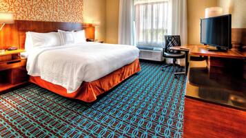 Sängtillbehör av högsta kvalitet och värdeförvaringsskåp på rummet