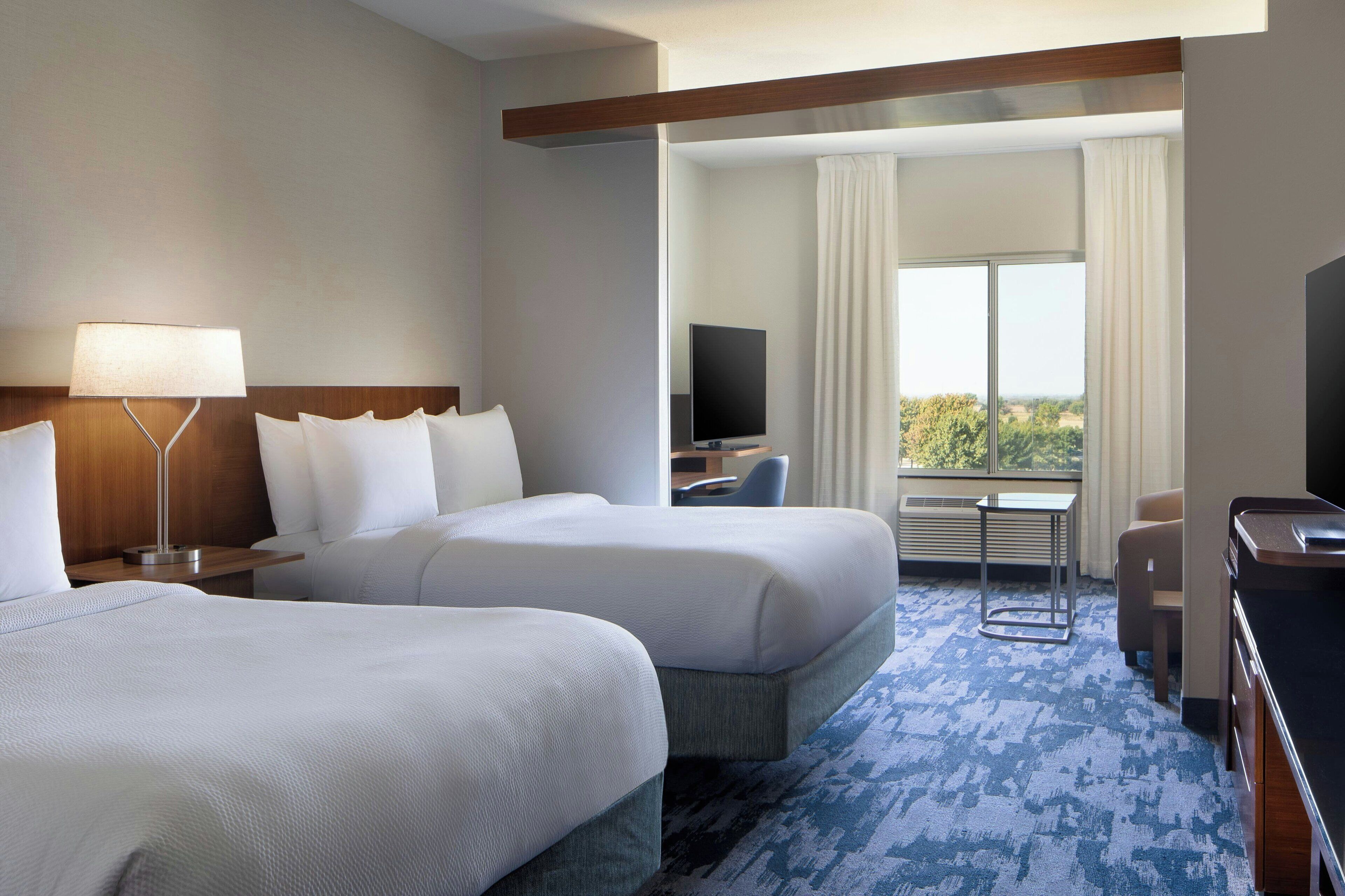 Premium bedding, in-room safe, desk, iron/ironing board