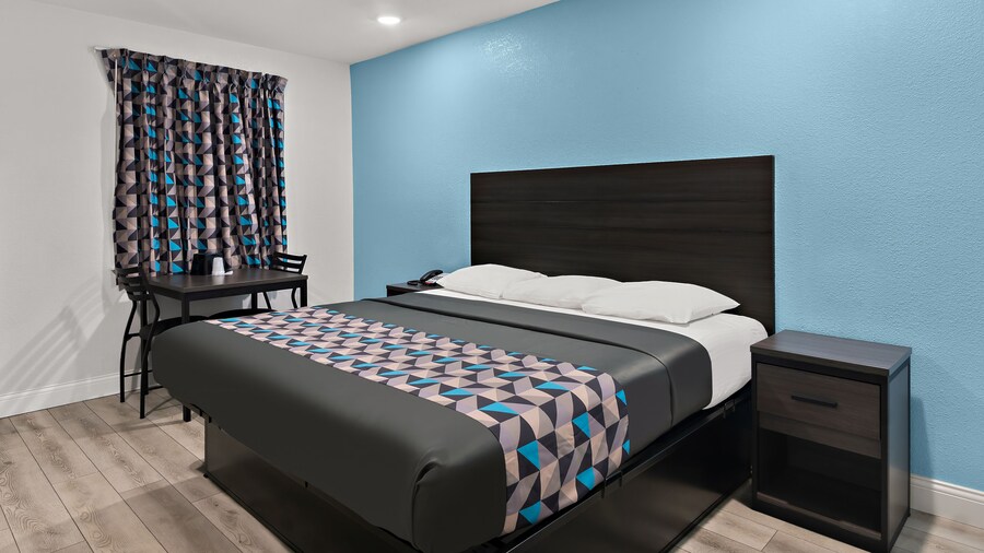 Rodeway Inn Palestine