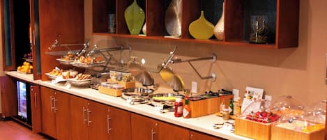 Desayuno buffet incluido todos los días