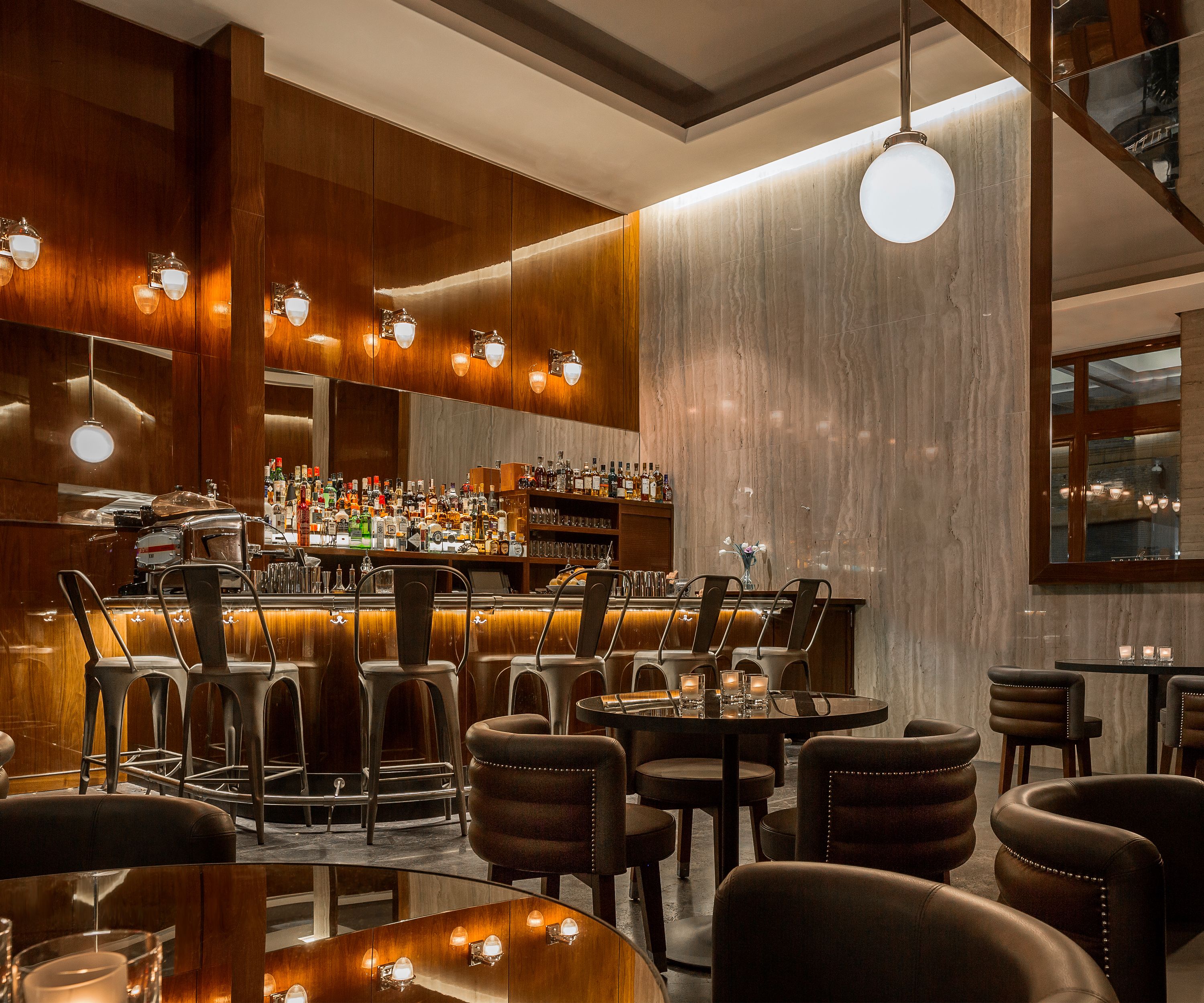 供應早餐、午餐和晚餐，美國料理，露天餐廳