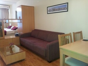 42-inch LED TV with cable channels, TV