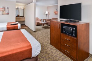 Suite, 2 Queen Beds, Non Smoking, Refrigerator (with Sofabed) | In-room safe, desk, laptop workspace, iron/ironing board - Best Western Of Hartland (Hartland)