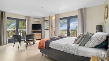 1 bedroom, in-room safe, individually decorated, individually furnished