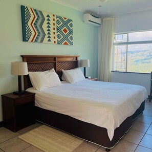 Twin Room | In-room safe, desk, free cribs/infant beds, rollaway beds - Emafini Country Lodge (Mbabane)