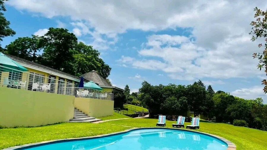 Emafini Country Lodge