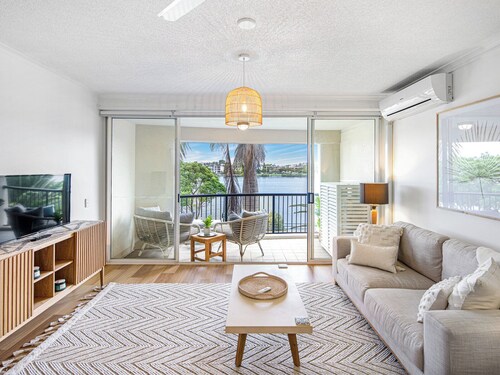 Goldsborough Place Apartments