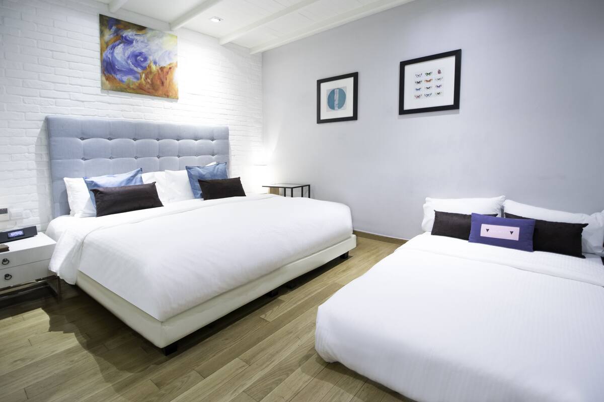 Premier King (no window), with Sofa bed | 1 kamar tidur, selimut bulu angsa, minibar gratis, dan brankas