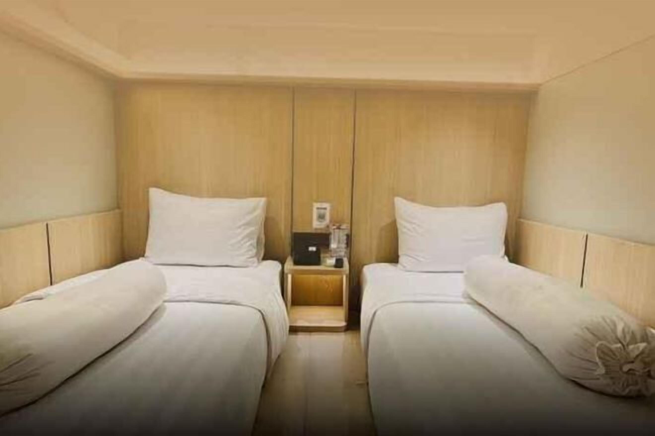 In-room safe, free WiFi