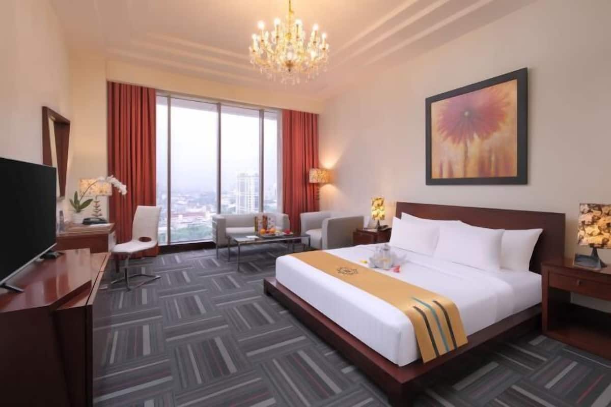 1 bedroom, minibar, in-room safe, desk