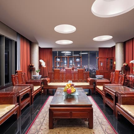 Presidential Suite | Living area | Flat-screen TV, fireplace