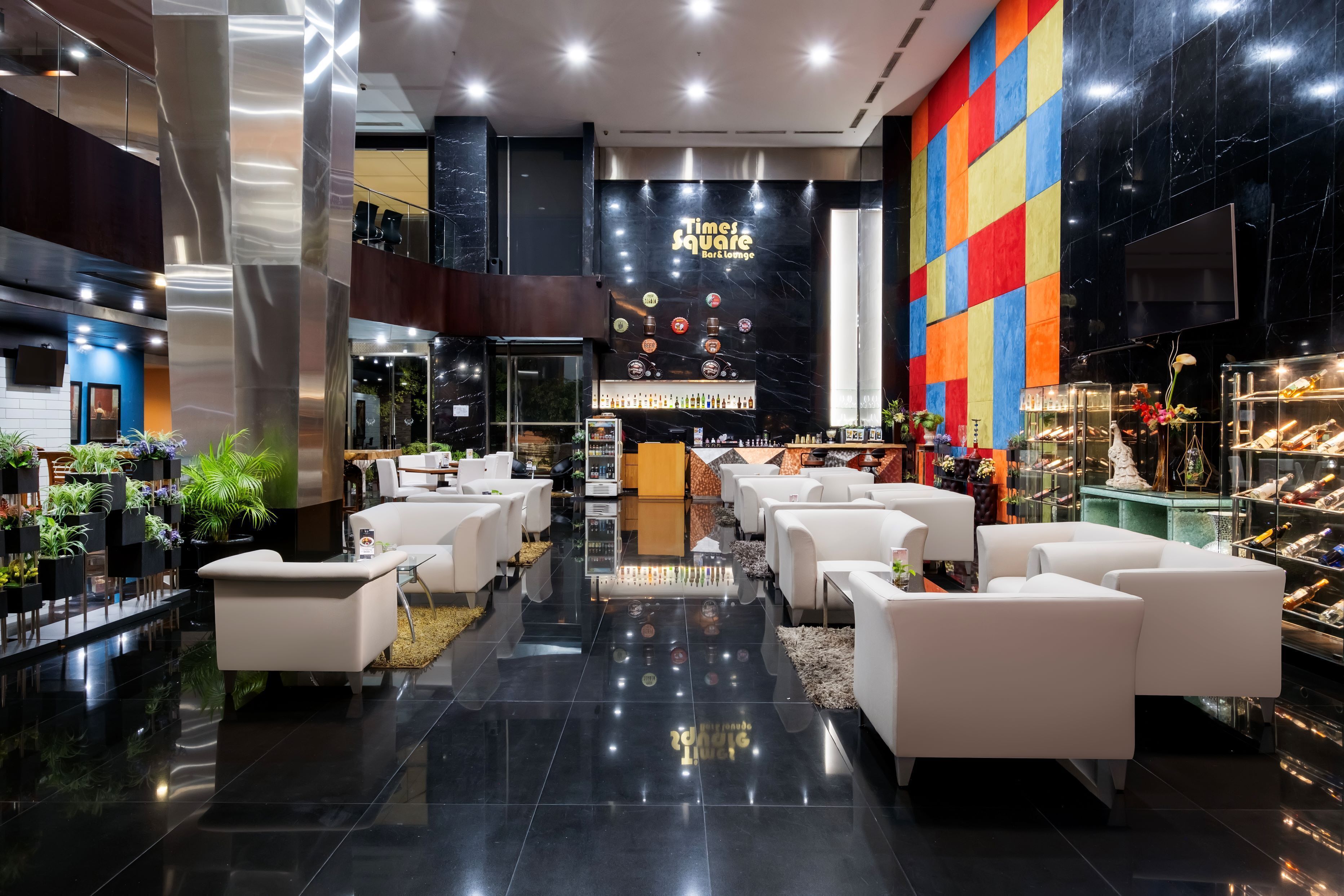 Photo - Merlynn Park Hotel